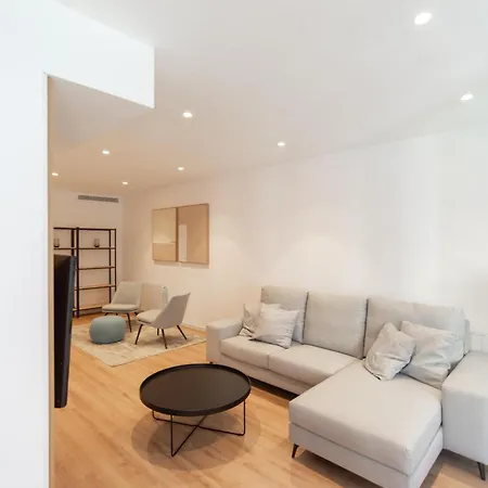 Bravissimo Jaume 31, Monthly * Girona
