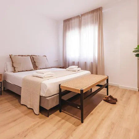 Bravissimo Jaume 31, Monthly * Жирона